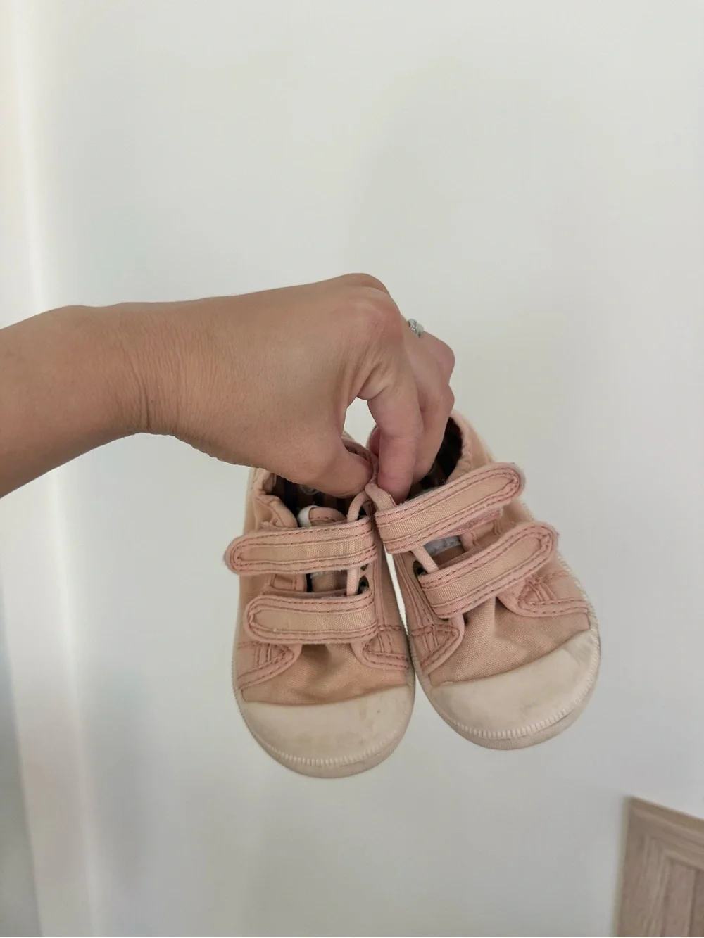 Toddler Pink Canvas Hook-and-Loop Sneakers